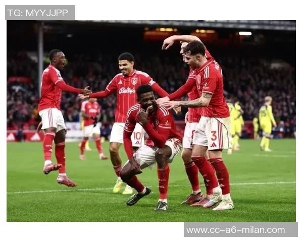 桑加雷在78分钟打入精彩进球热刺客场遭森林队三球领先